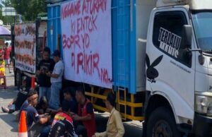 16 solicitudes completas de miles de conductores de camiones protestados con reglas de ODOL 16 solicitudes completas de miles de conductores de camiones protestados con reglas de ODOL