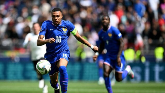 Kylian Mbappe anota el número 50 internacional durante Alemania contra Francia en el tercer partido de la Liga de Naciones de la UEFA

