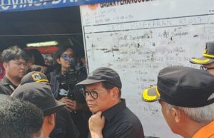 Al revisar la ubicación de las víctimas de refugiados de incendios en Penjaringan, Pramono preguntó todo el servicio