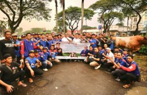 Ayuda a Labor, KSPSI y el Jefe de la Policía Nacional a distribuir los 12º animales de sacrificio