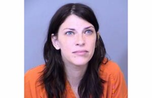 La madre de Arizona condenó después de cruzar el parque, corriendo en una niña La madre de Arizona condenó después de cruzar el parque, corriendo en una niña