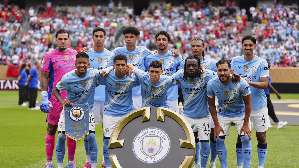 ¿Por qué Manchester City ha sido multado por la Premier League?

