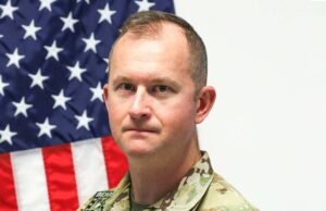 Soldado que murió en un accidente de entrenamiento de helicóptero «horrible» identificado Soldado que murió en un accidente de entrenamiento de helicóptero "horrible" identificado