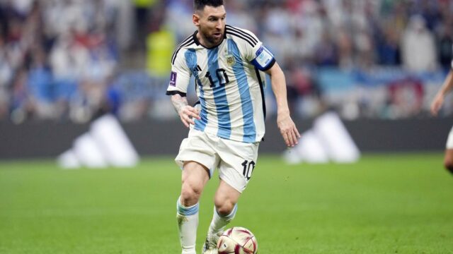 Todos los ojos en Lionel Messi mientras Argentina se enfrenta a Chile en el calificador de la Copa Mundial de la FIFA 2026

