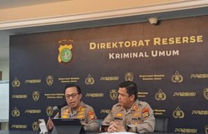 Cuerpo de bebés salpicado que se encuentra en el edificio de oficinas del sur de Yakarta