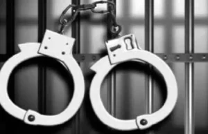 Noida Man lesionado gravemente después de ser embestido por SUV después de la disputa en las redes sociales; El video se vuelve viral Shocking video of Noida man rammed by SUV after social media spat goes viral