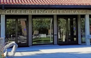 Cupertino adopta el presupuesto, deja espacio para los servicios de la ciudad Cupertino adopts budget, makes room for city services