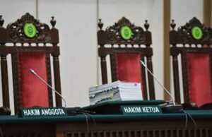 Debe ir acompañado de fortalecer la supervisión y la cultura de la integridad