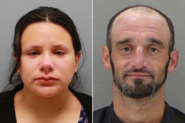 Padres acusados ​​de asesinato después de que su bebé fue encontrado muerto en el cajón de la cómoda del motel

