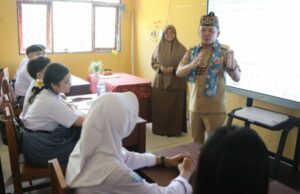 El gobernador Agustiar Sabran insta a que no hay escuelas que tengan sus diplomas, será estrictamente sancionado