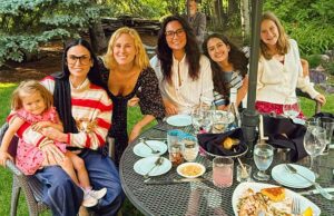 Half Moore, su hija Rumer ayuda a Emma Heming Willis a celebrar el cumpleaños Half Moore, su hija Rumer ayuda a Emma Heming Willis a celebrar el cumpleaños