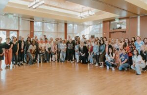 Atención épica: más de 40 años, con más de 40 médicos, en 2 condados y 1 enfoque – cuidado Epic Care: Over 40 Years, With More Than 40 Doctors, in 2 Counties, and1 Focus – CARE