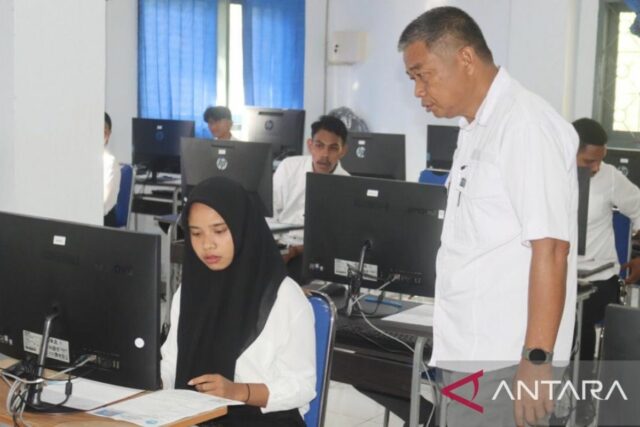 3,582 participantes siguen a la Universidad UTBK Mandiri Pattimura 2025

