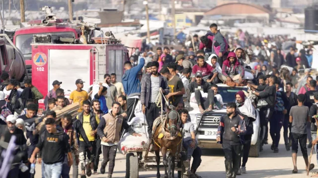 At least 31 Palestinians killed while heading to Gaza aid hub