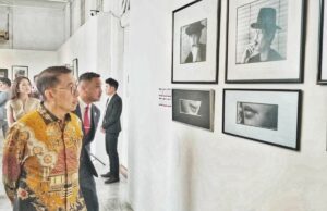 Fadli Zon invitó al público a recordar la lucha de la nación a través de una exposición fotográfica Fadli Zon invitó al público a recordar la lucha de la nación a través de una exposición fotográfica