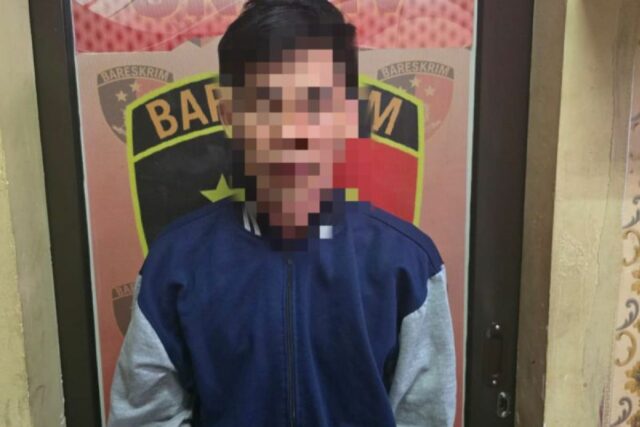 Este es un modo de hombre en Serang Cabuli, una mujer

