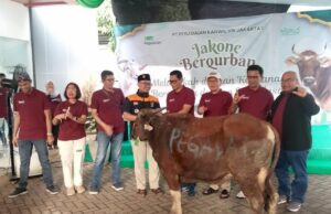 Oficina Regional de la Oficina Regional 8 Yakarta distribuye 3.000 paquetes de carne de sacrificio Oficina Regional de la Oficina Regional 8 Yakarta distribuye 3.000 paquetes de carne de sacrificio