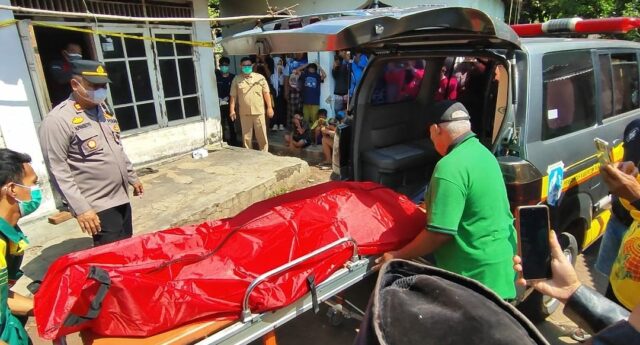 Geger el descubrimiento del cuerpo de una mujer desnuda en Grati, residentes: olor a falta, cabeza cubierta de sujetador

