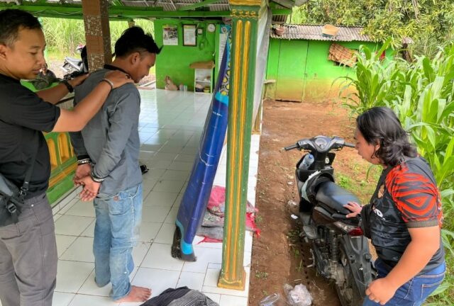 Zainul finalmente fue arrestado por la policía - Wartabromo

