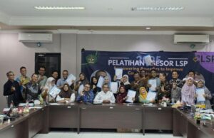 El canciller llama al asesor certificado para aumentar la competitividad de UIN AR Raniry El canciller llama al asesor certificado para aumentar la competitividad de UIN AR Raniry