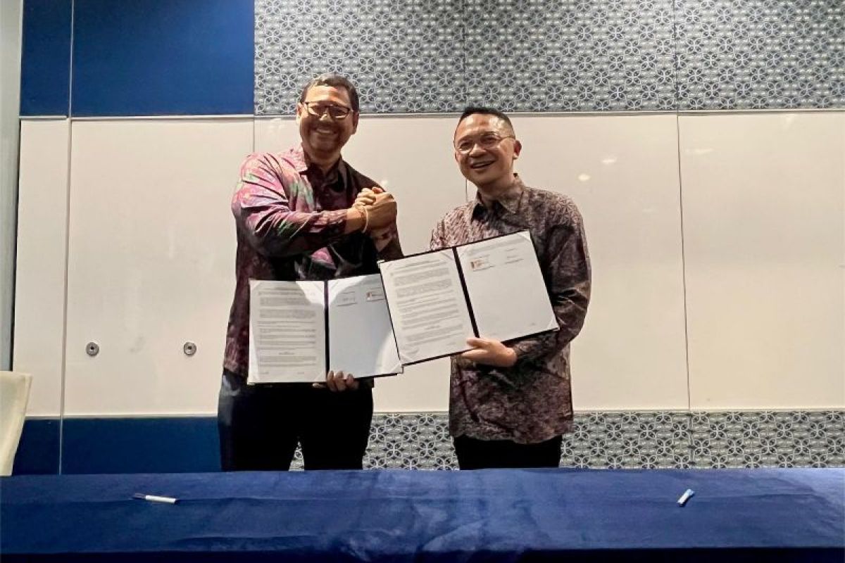 Dos Putra Bali unen la fuerza de apoyo de Bali Mandiri Energi

