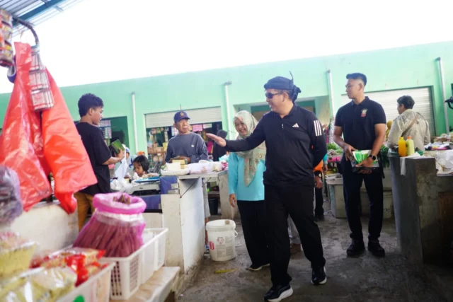 Los desechos plásticos amenazan el futuro, Probolinggo se mueve de Los desechos plásticos amenazan el futuro, Probolinggo se mueve de los mercados tradicionales