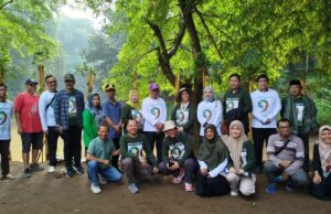 Sksg Ui Emparejando verde waqf Greening las orillas del río Ciliwung Sksg Ui Emparejando verde waqf Greening las orillas del río Ciliwung