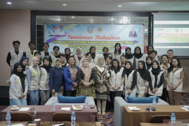 30 estudiantes de UGM realizan actividades de PPM KKN en el sur de Konawe


