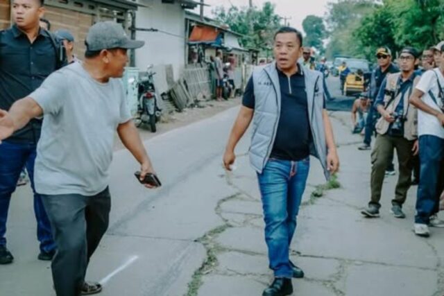 El gobierno de Karawang Regency se hace cargo de las reparaciones en la línea Pantura

