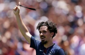 El PSG comienza las actuaciones en el Grupo B al derrotar al Atlético de Madrid 4-0 El PSG comienza las actuaciones en el Grupo B al derrotar al Atlético de Madrid 4-0