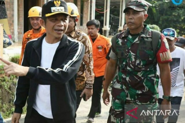 83 familias afectadas por Purwakarta Mobile Land obtienen asistencia RP10 millones

