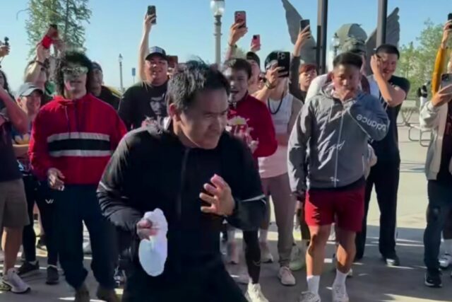 Manny Pacquiao mostró la velocidad de la mano antes de regresar al anillo de boxeo para enfrentar a Mario Barrios

