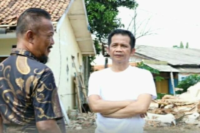 El gobierno de la regencia de Purwakarta prepara un nuevo hogar para los residentes de desmantelar edificios ilegales

