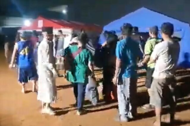 Miles de residentes afectados por el incendio de Kapok Muara North Yakarta fueron desplazados

