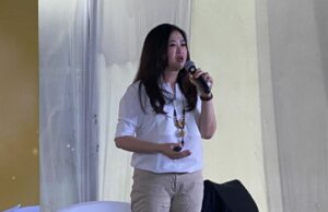 El médico aconseja a los padres que presten atención a los niveles de azúcar en los bocadillos que se entregan a los niños. El médico aconseja a los padres que presten atención a los niveles de azúcar en los bocadillos que se entregan a los niños.