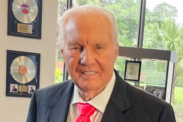Jimmy Swaggart, de 90 años, en estado crítico después de sufrir un paro cardíaco

