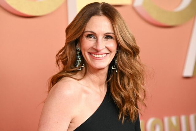 Julia Roberts publica una foto rara de su hijo Henry para celebrar su cumpleaños número 18

