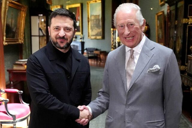 El rey Charles se encuentra con el presidente de Ucrania, Zelenskyy, después del ataque de Kiev

