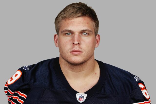 El ex jugador de fútbol de Ohio State, Kirk Barton, se cargó después de un accidente fatal

