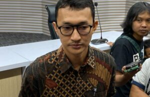 Los ex funcionarios fiscales llamaron al KPK sobre casos de corrupción para el desfile de modas Danai