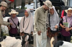 No solo un ritual, el significado del sacrificio de sus gafas invisibles