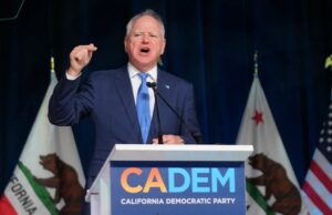 Barabak: gritos y señalar con el dedo en la convención del Partido Demócrata de California Barabak: Yelling and finger-pointing at California Democratic Party convention