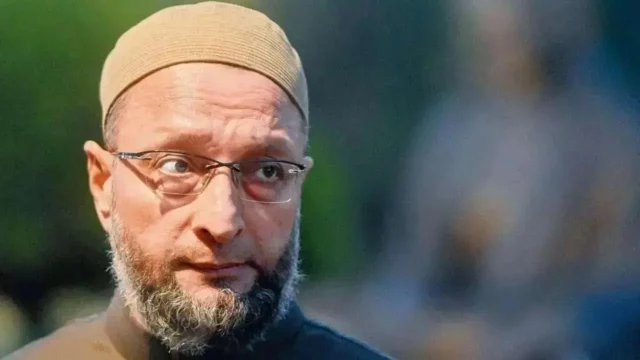 Posters of Owaisi with slogans in Hyderabad; Owaisi calls Pakistan ‘Epicentre of Takfirism’