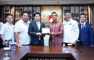 Reciba la visita de la delegación comercial china, Kadin fomenta un aumento en las exportaciones de duria a la langosta