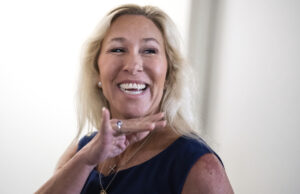 La mentirosa desvergonzada Marjorie Taylor Greene queda atrapada en otra mentira Shameless liar Marjorie Taylor Greene gets caught in yet another lie