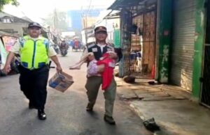 Todos los días se dan una comida solo una cucharada