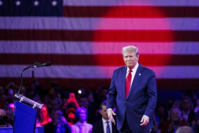 Donald Trump aposta en Irán, que es peligroso para el mundo

