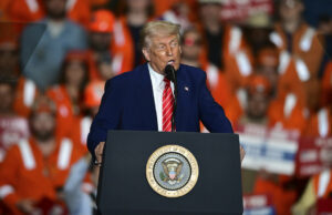 La red favorita de Trump se derrite por el insulto ‘taco’ Trump's favorite network melts down over 'TACO' insult