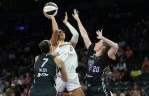 Valkyries colapsan tarde en la derrota ante Mercurio en Phoenix Valkyries collapse late in loss to Mercury in Phoenix