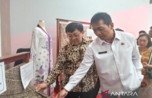 Mantenimiento de Batik típico Batang – Antara News Megapolitan Mantenimiento de Batik típico Batang - Antara News Megapolitan
